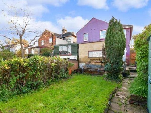 House for sale in Oakfield, Ryde