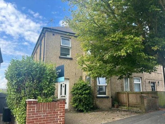 House for sale in Binstead, Ryde