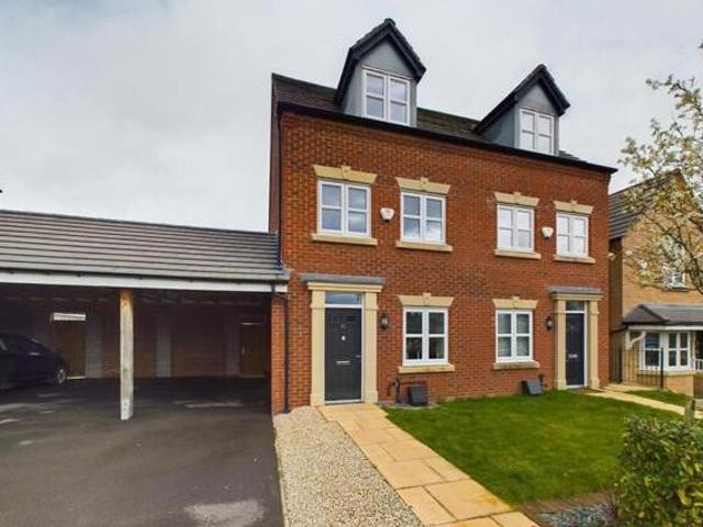 House for sale in Sandbach Heath, Sandbach