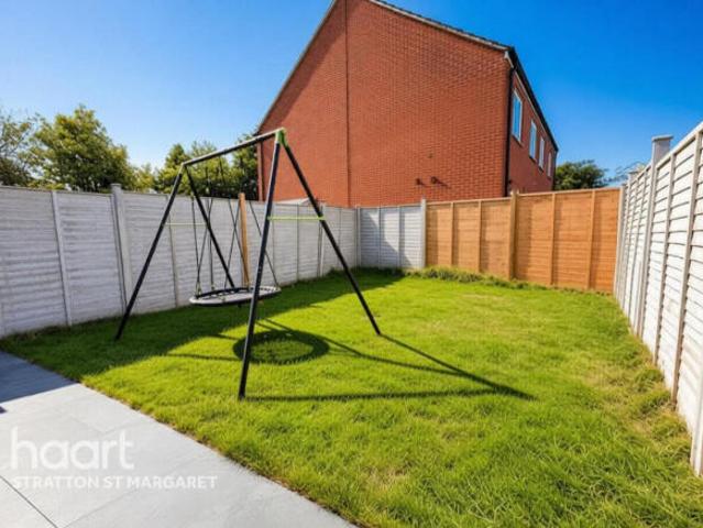 Farm for sale in Rodbourne, Swindon