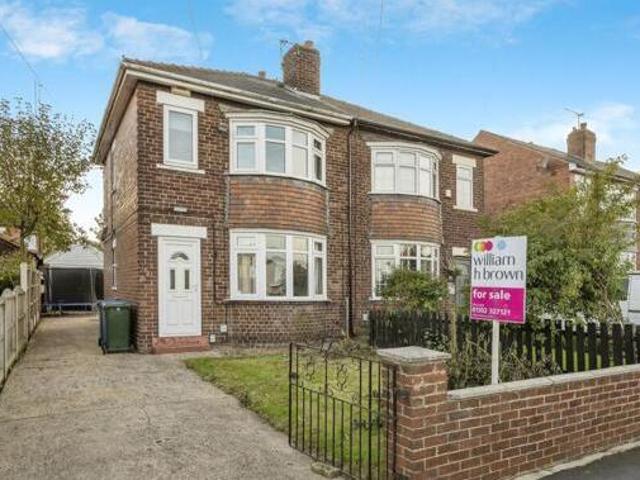 House for sale in Scawsby, South Yorkshire