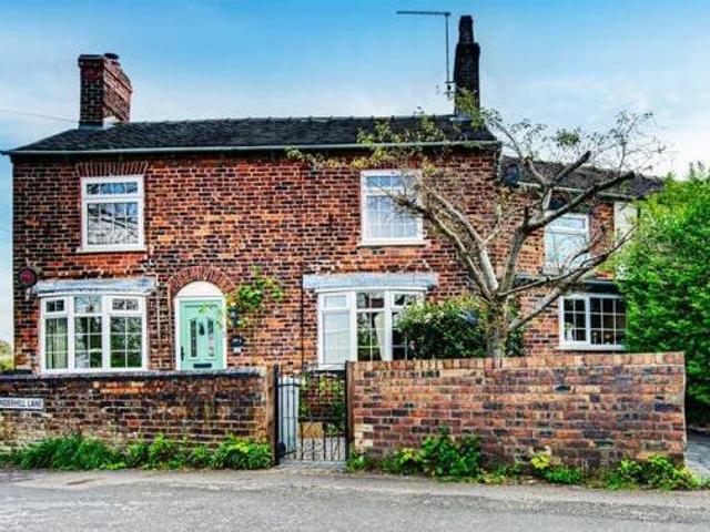 House for sale in Lyons, Greater London
