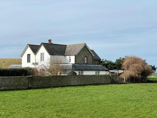 House for sale in Seaford, Iford