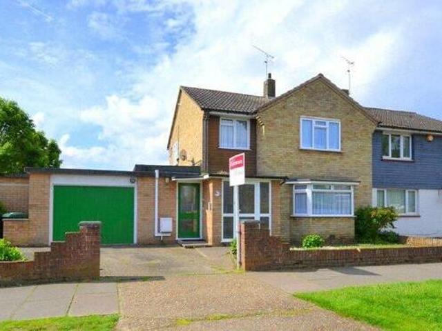 House for sale in Lower Halliford, Surrey