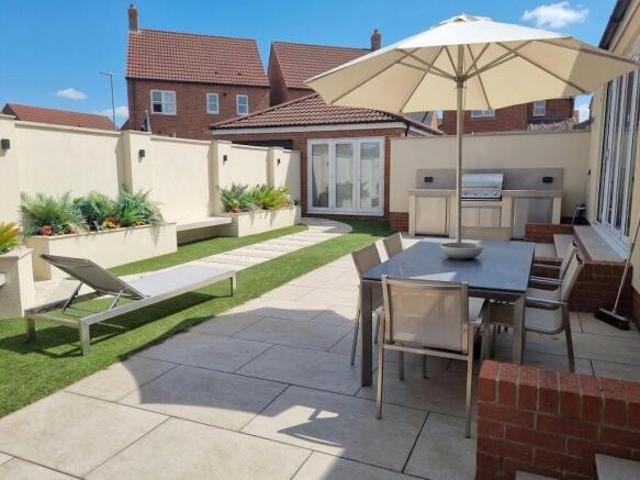 Farm for sale in Kingswood, Hull