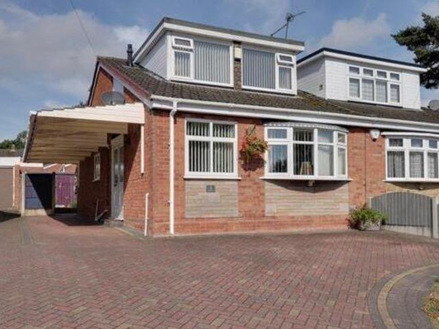 House for sale in Broomhill, Chadsmoor