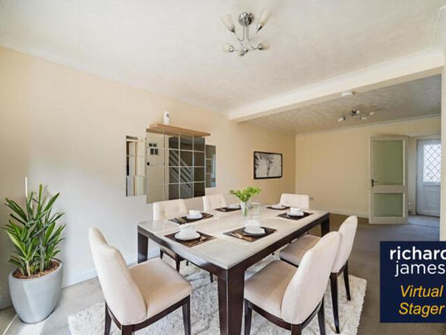 Farm for sale in Rodbourne, Swindon