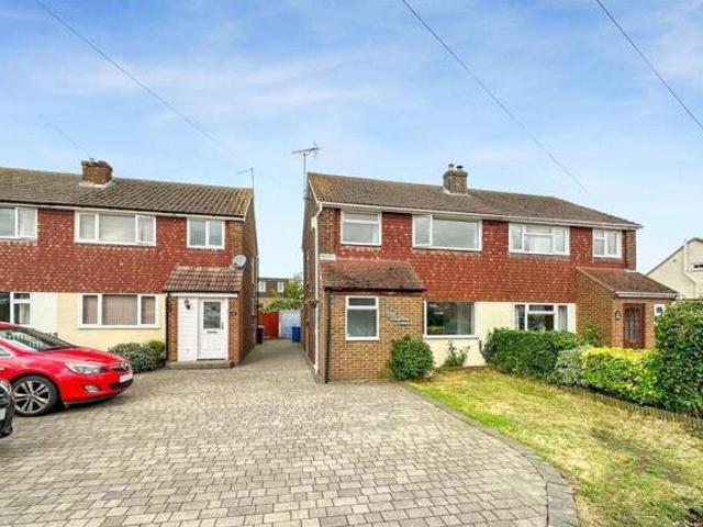 House for sale in Oad Street, Kent