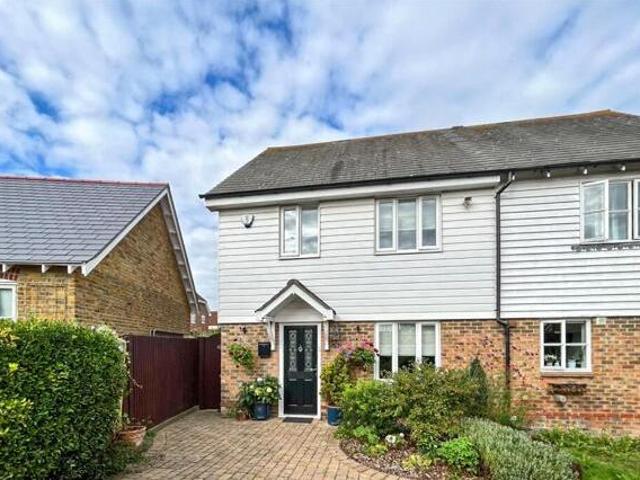 House for sale in Oad Street, Kent