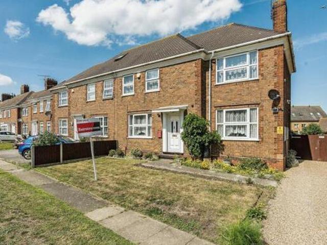 House for sale in Oad Street, Kent