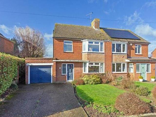 House for sale in Oad Street, Kent