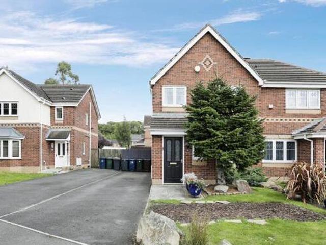 House for sale in Elmer's Green, Roby Mill