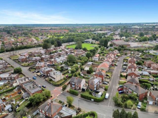 Farm for sale in Scawsby, South Yorkshire