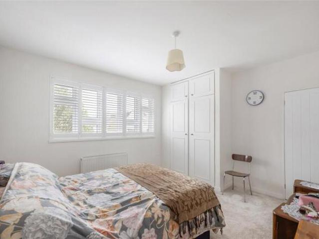 Farm for sale in Southfields, Greater London