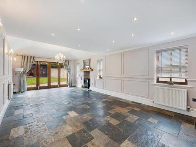 Farm for sale in Dutton, Cheshire