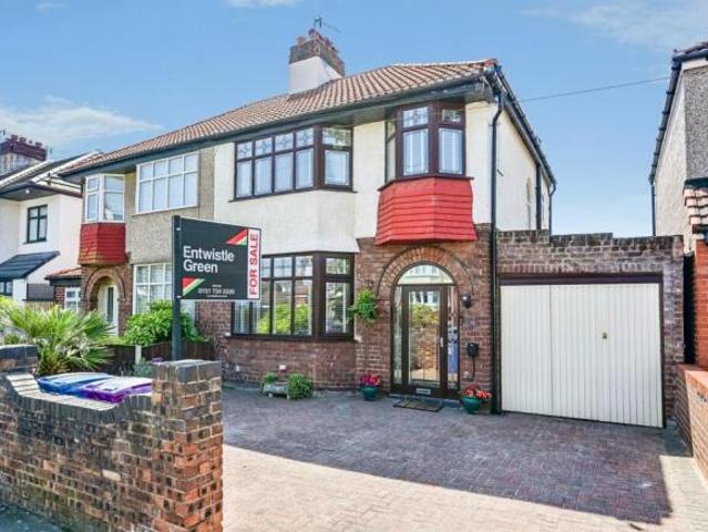 Farm for sale in Calderstones