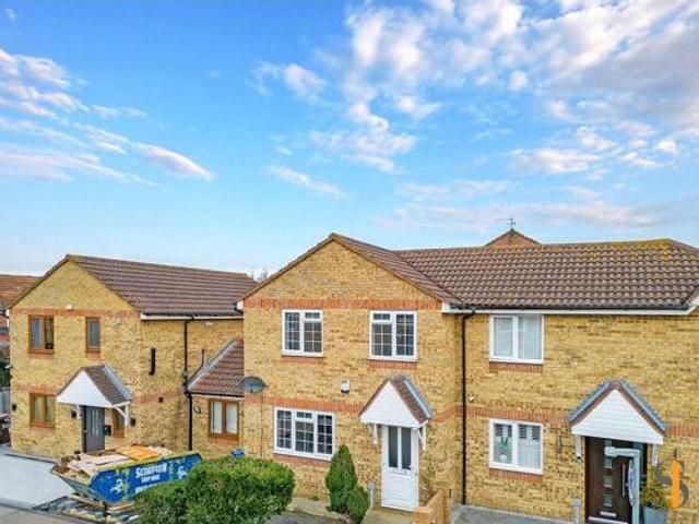 House for sale in South Ockendon, Essex