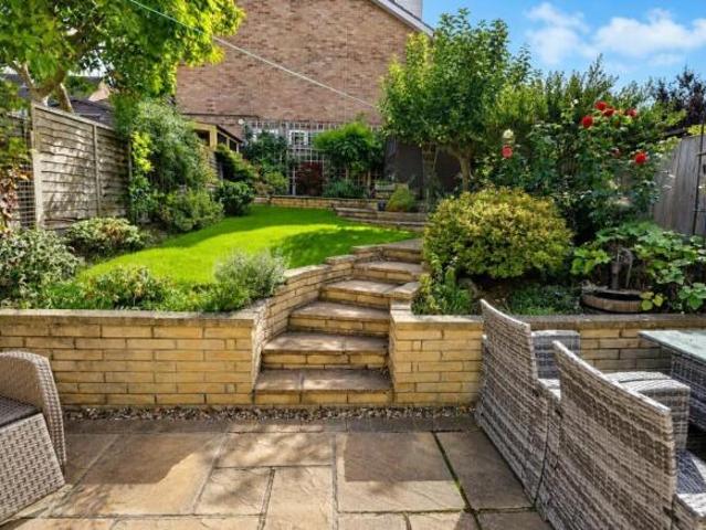 Farm for sale in Navestock Side