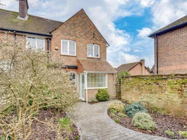 House for sale in Barton Stacey, Hampshire