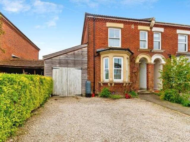 House for sale in Barton Stacey, Hampshire