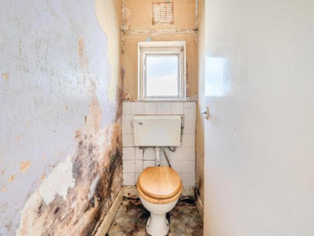 Farm for sale in Pudsey, West Yorkshire