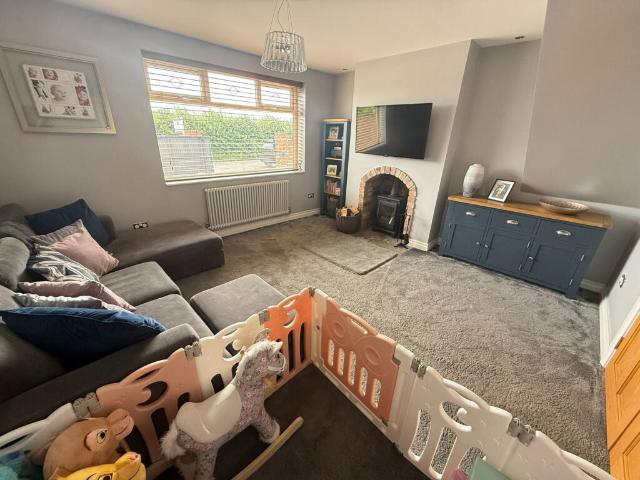 Farm for sale in Melling