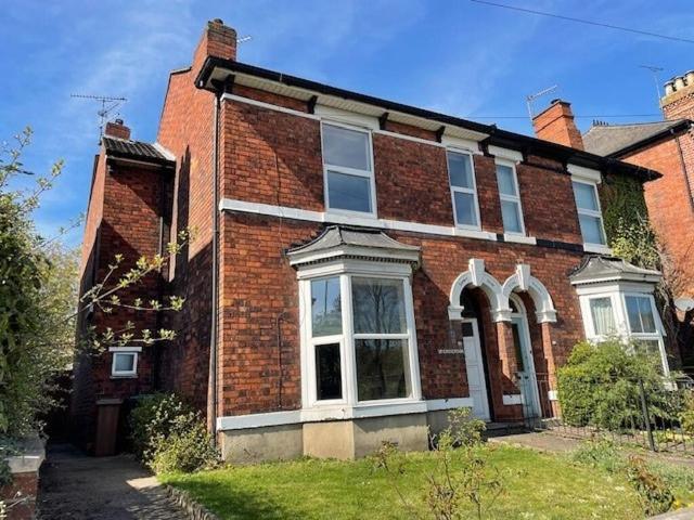 Semi Detached House for sale in Lincoln