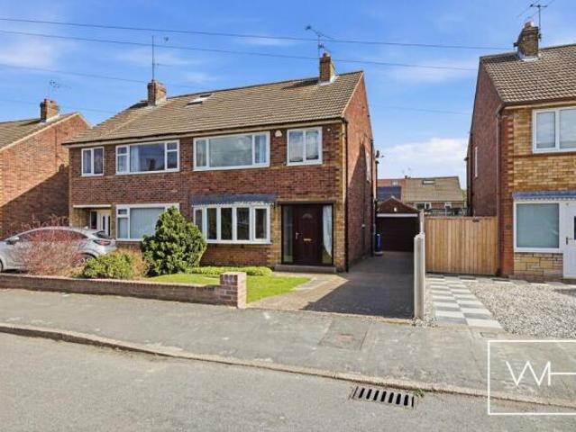 Farm for sale in Scawsby, Doncaster