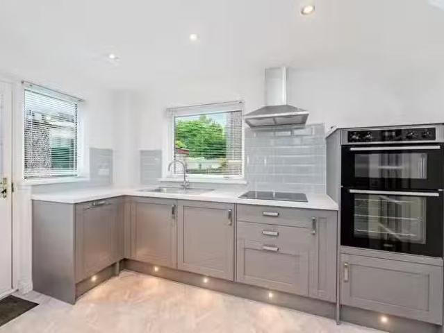 House for sale in Devonside