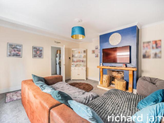 Farm for sale in Gorse Hill, Swindon