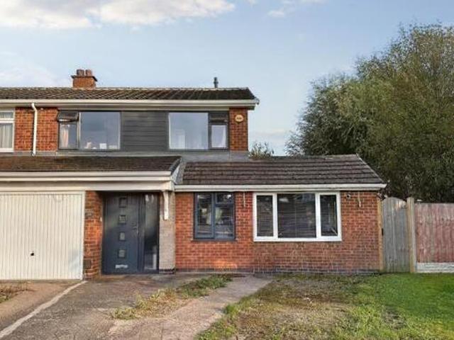 House for sale in Camp Hill, Warwickshire