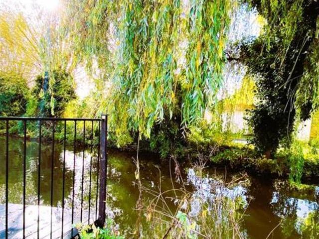 House for sale in Surrey
