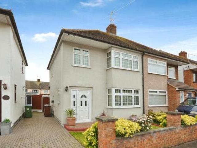 House for sale in Lyons, Greater London