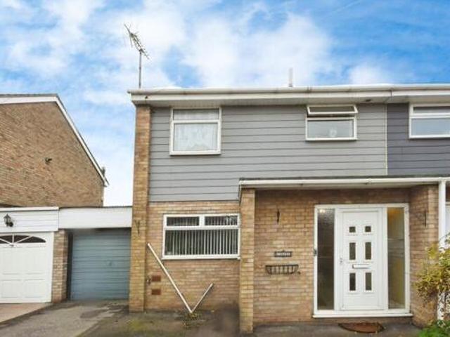 House for sale in Lyons, Greater London