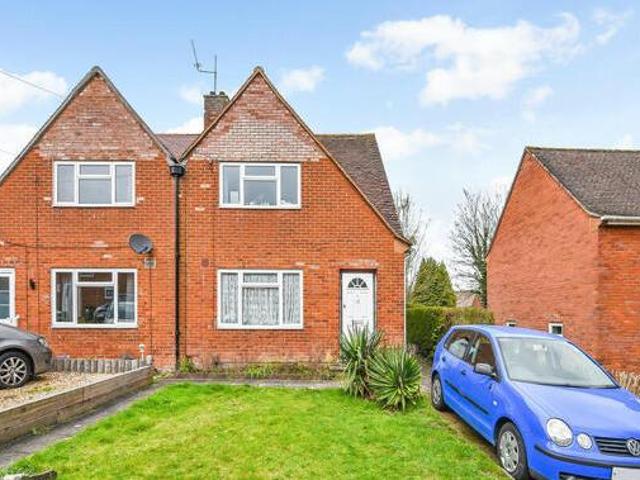 House for sale in Little Stanmore, Greater London