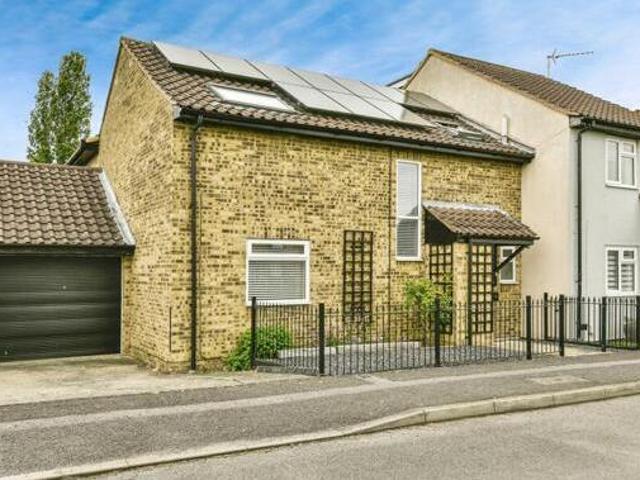 House for sale in Poplars, Shephall