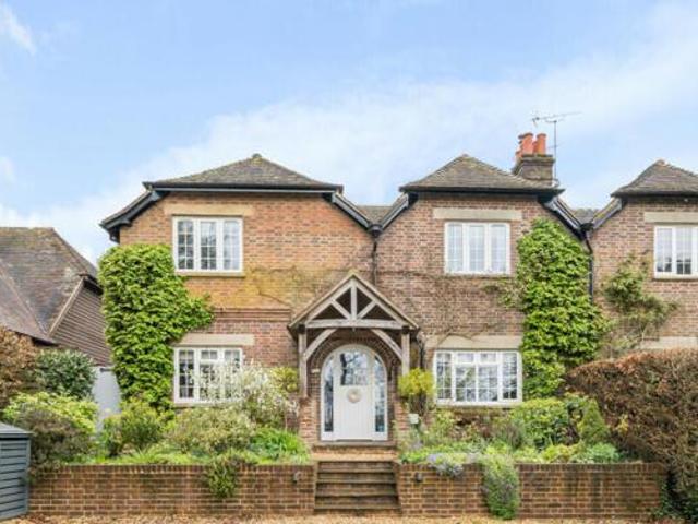 House for sale in Barton Stacey, Hampshire
