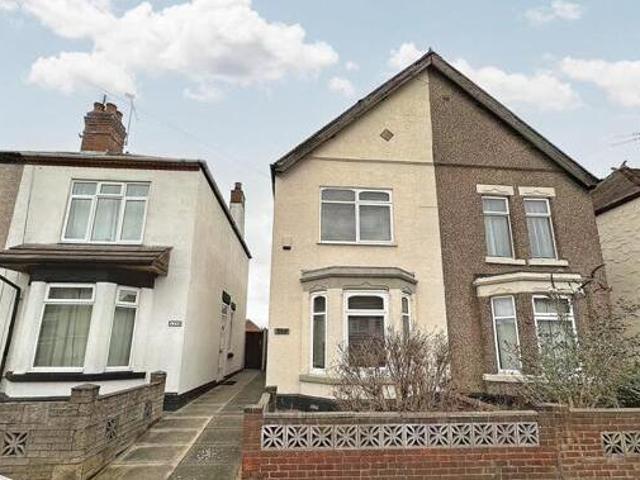 House for sale in Camp Hill, Warwickshire
