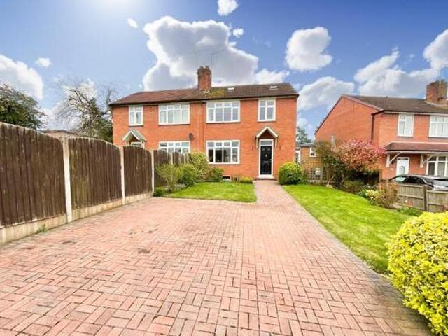 House for sale in Stone, Baswich