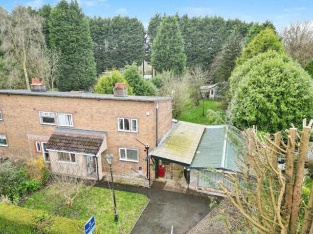 House for sale in Stone, Baswich