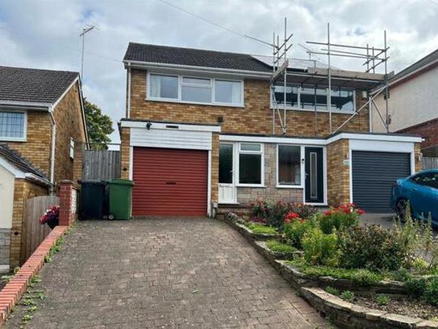 House for sale in Stourbridge, West Midlands