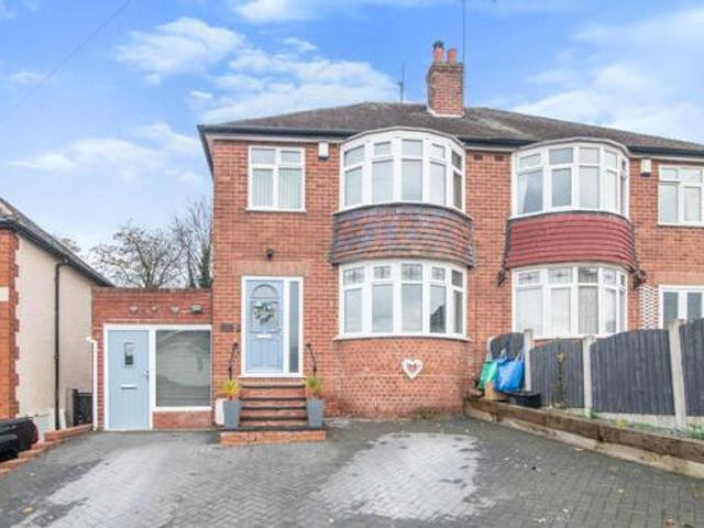 House for sale in Stourbridge, West Midlands