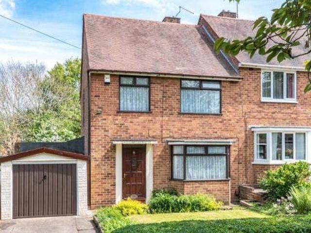 House for sale in Stourbridge, West Midlands