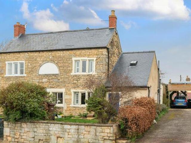 House for sale in Stroud, School House