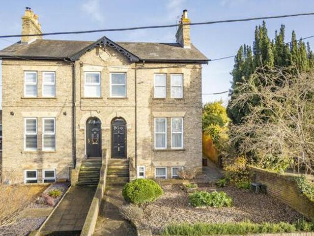 House for sale in Chelmondiston, Suffolk
