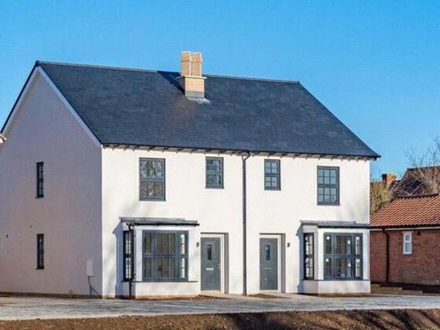 House for sale in Chelmondiston, Suffolk