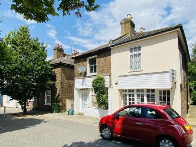 House for sale in Blackhills, Surrey