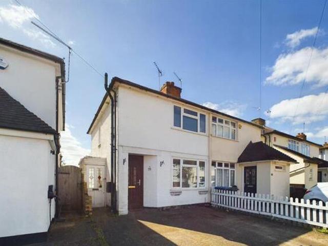 House for sale in Chertsey, Runnymede