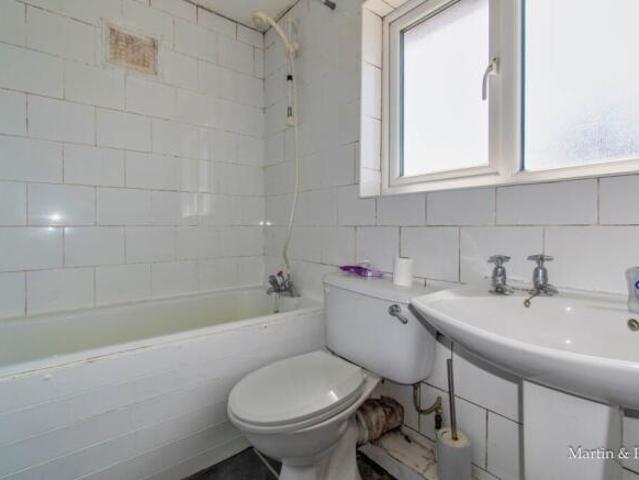 Farm for sale in Earley