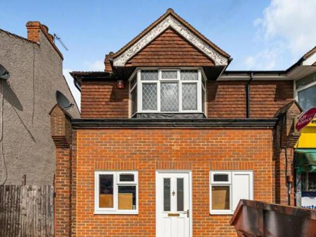 House for sale in Sutton Green, Woking